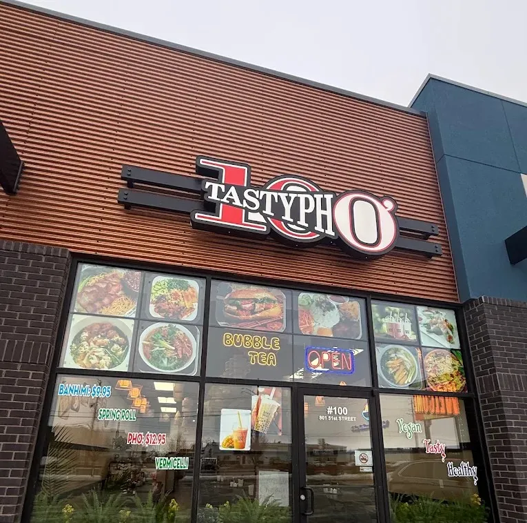 Tasty Pho 100 signature dishes — authentic Vietnamese pho and noodle soup in Saskatoon